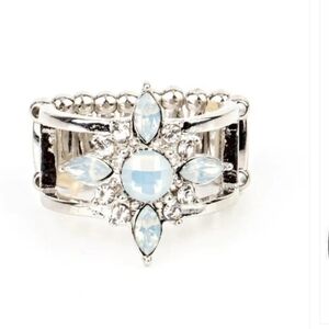 Opal Orchards White Ring Flowery Paparazzi Silver and Light Blue Starburst